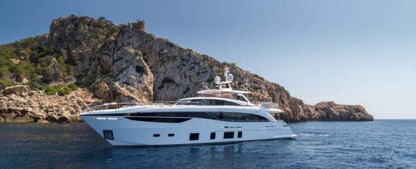 PRINCESS 35M